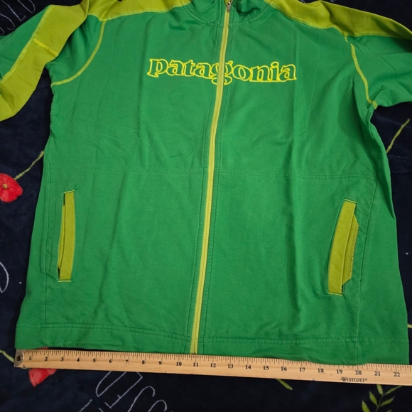 Patagonia Men's Track Jacket - Picture 4 of 11